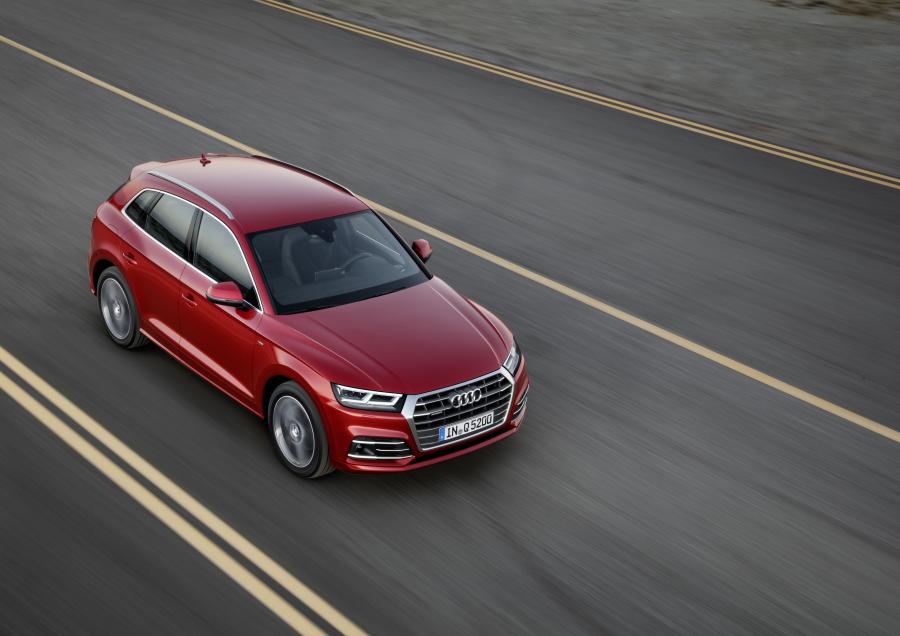  Audi Q5 TFSI Quattro S-Line 2016 года  (WW) (фото 5 из 110)